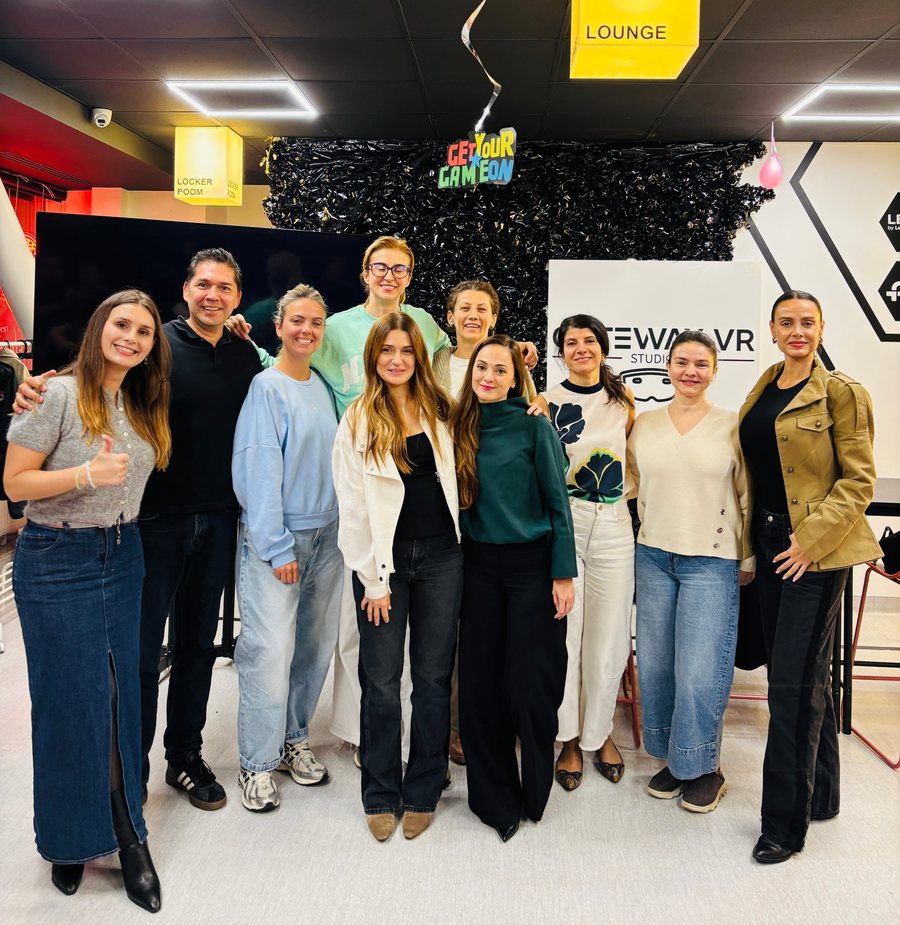 The first 3rd Space Bucharest AI Circle cohort together at Gateway VR Studio on their final night